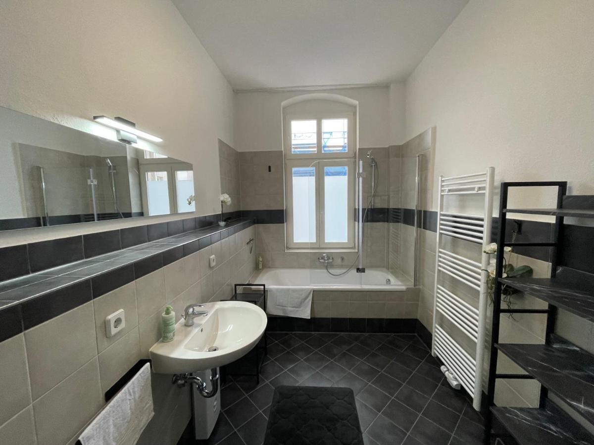 Lucky Stays Ls07 - Vollausstattung - Zentrum - Aufzug - Grosse Kueche - 2 Zimmer - Smart-Tv Magdeburg Eksteriør bilde